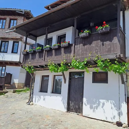 Lazara Affittacamere
